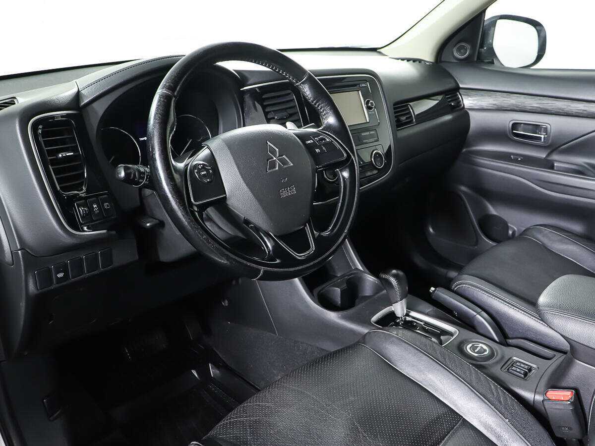 Купить Mitsubishi Outlander, 2015, 102 274 км, фото №13