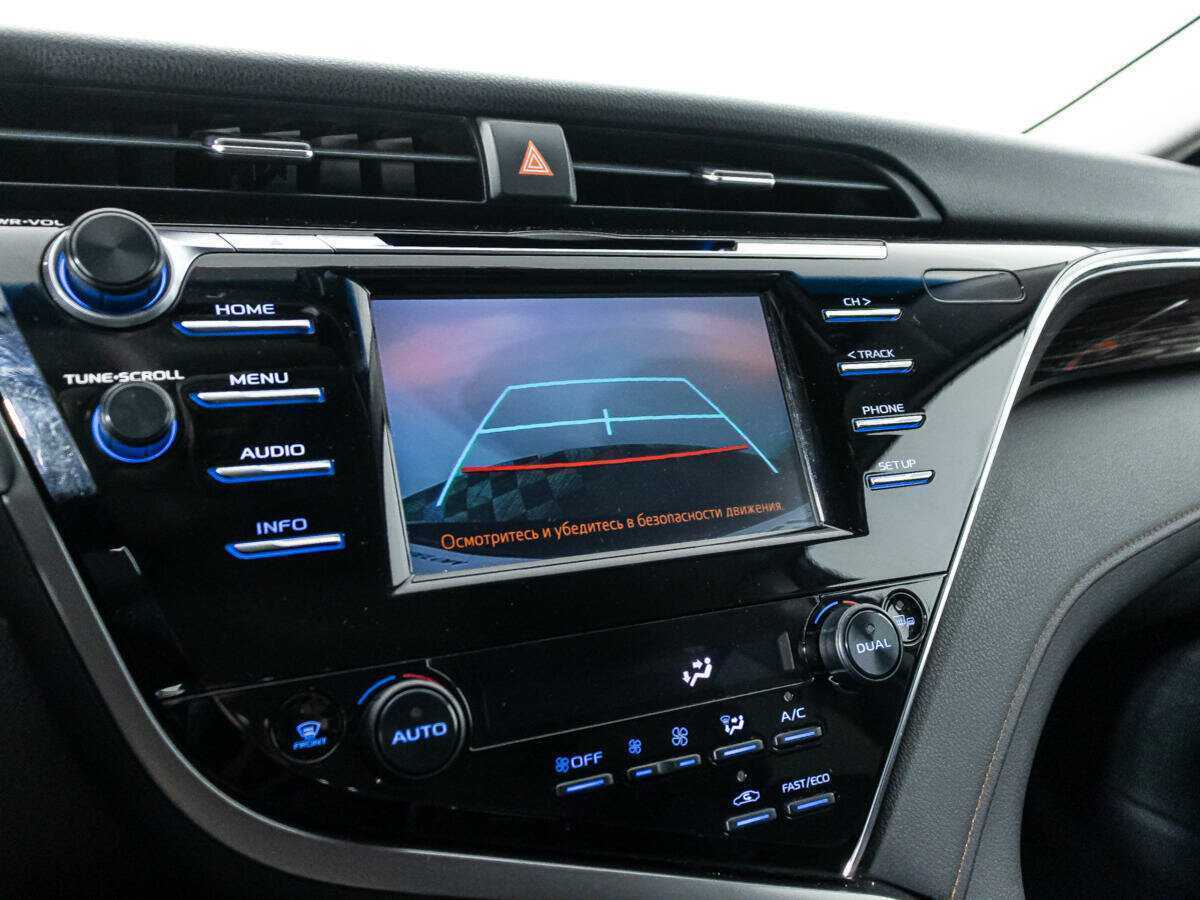 Купить Toyota Camry, 2018, 129 599 км, фото №15