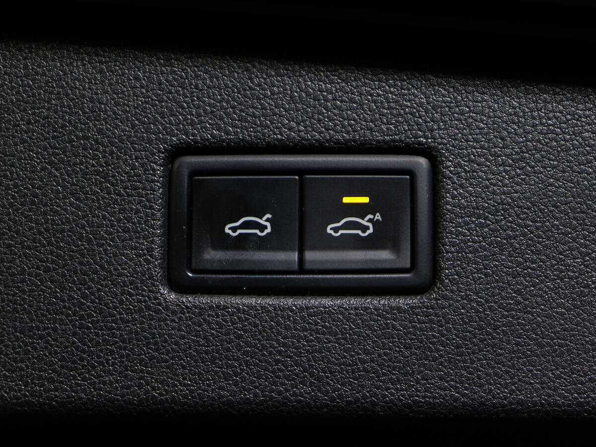 Купить Volkswagen Tiguan, 2018, 48 584 км, фото №16