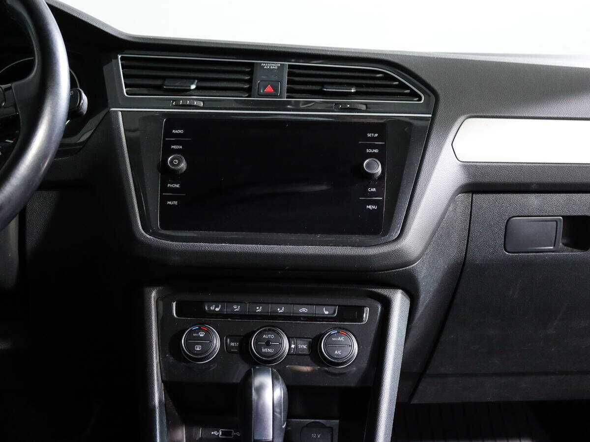 Купить Volkswagen Tiguan L, 2019, 107 477 км, фото №13