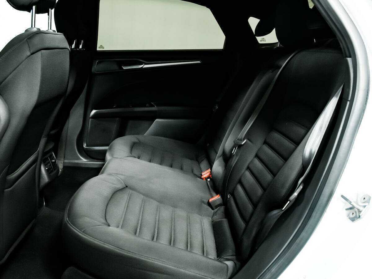 Купить Ford Mondeo, 2015, 156 135 км, фото №12