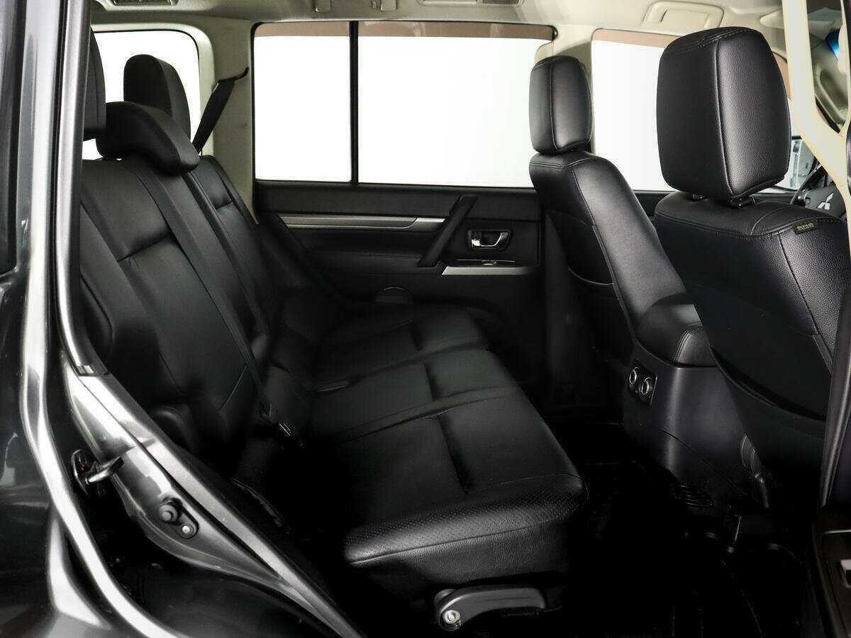 Купить Mitsubishi Pajero, 2012, 283 912 км, фото №12