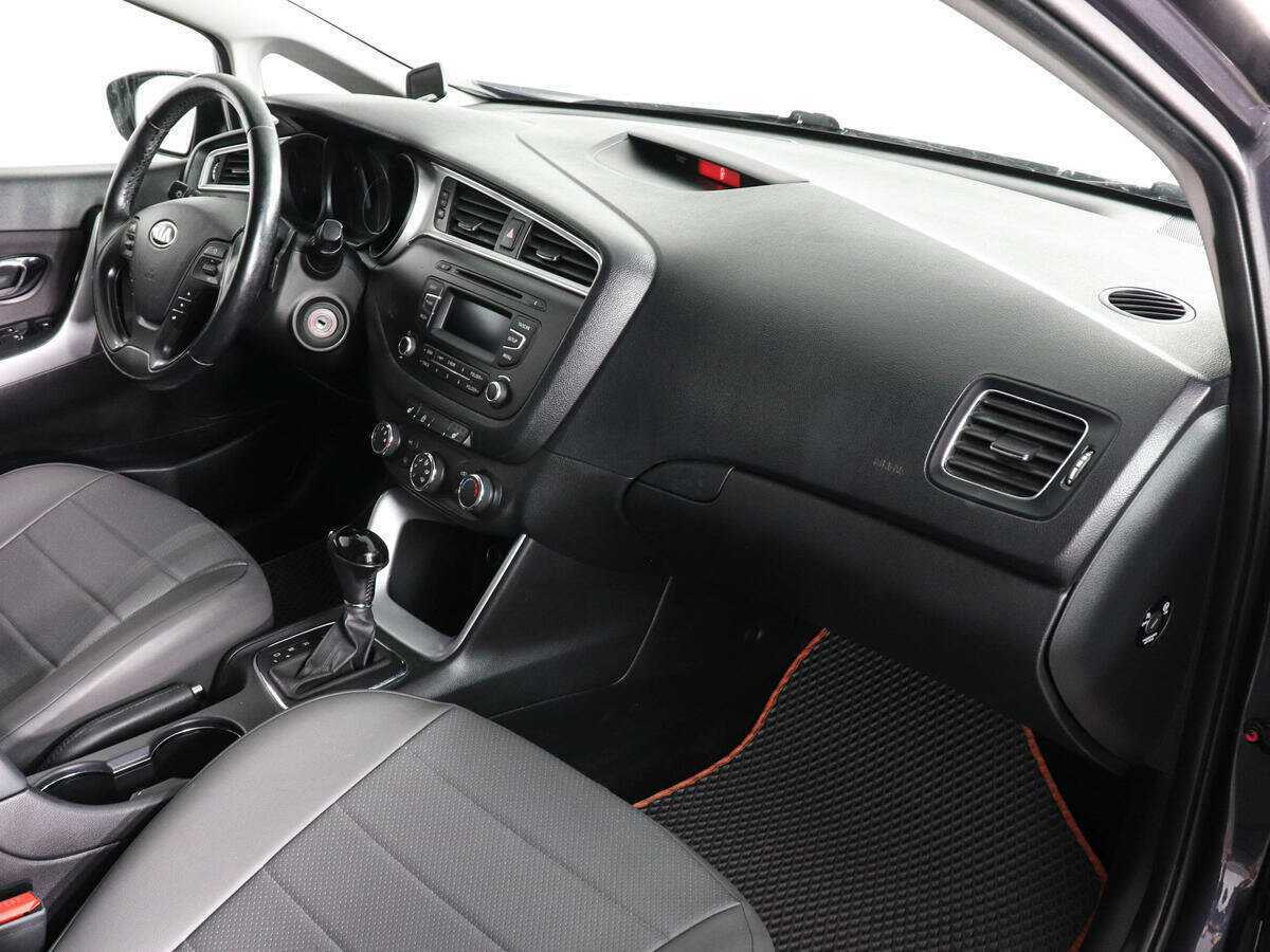 Купить Kia Ceed, 2016, 180 820 км, фото №8