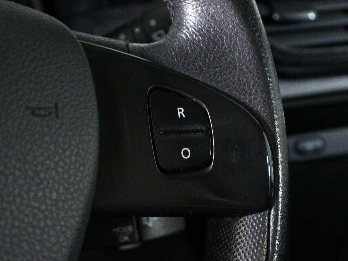 Купить Nissan Terrano, 2019, 61 796 км, фото №17