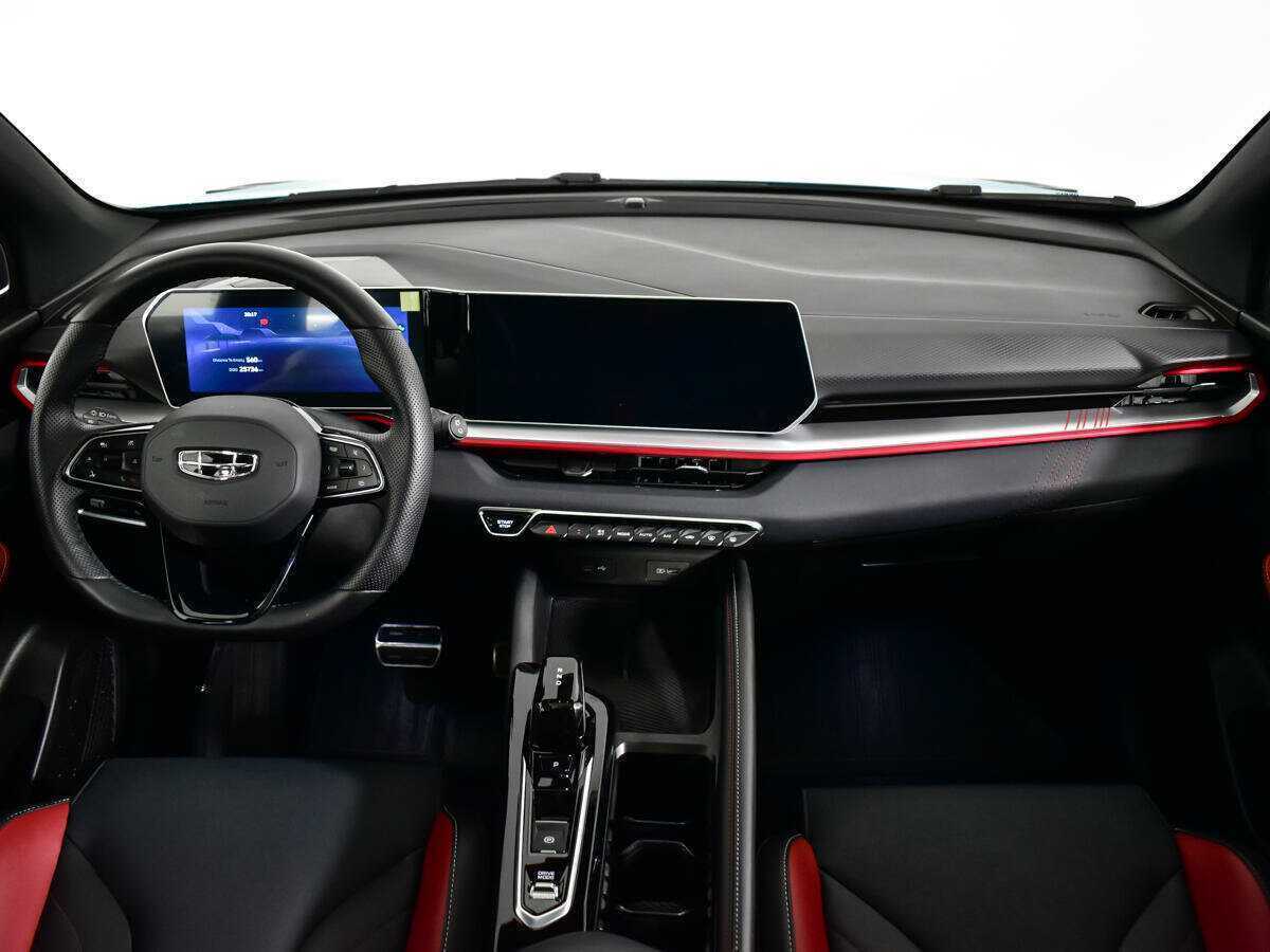 Купить Geely Coolray, 2023, 25 736 км, фото №12