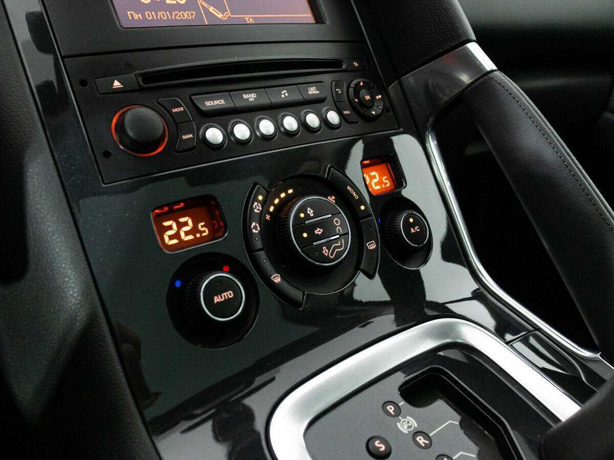 Купить Peugeot 3008, 2013, 100 907 км, фото №16