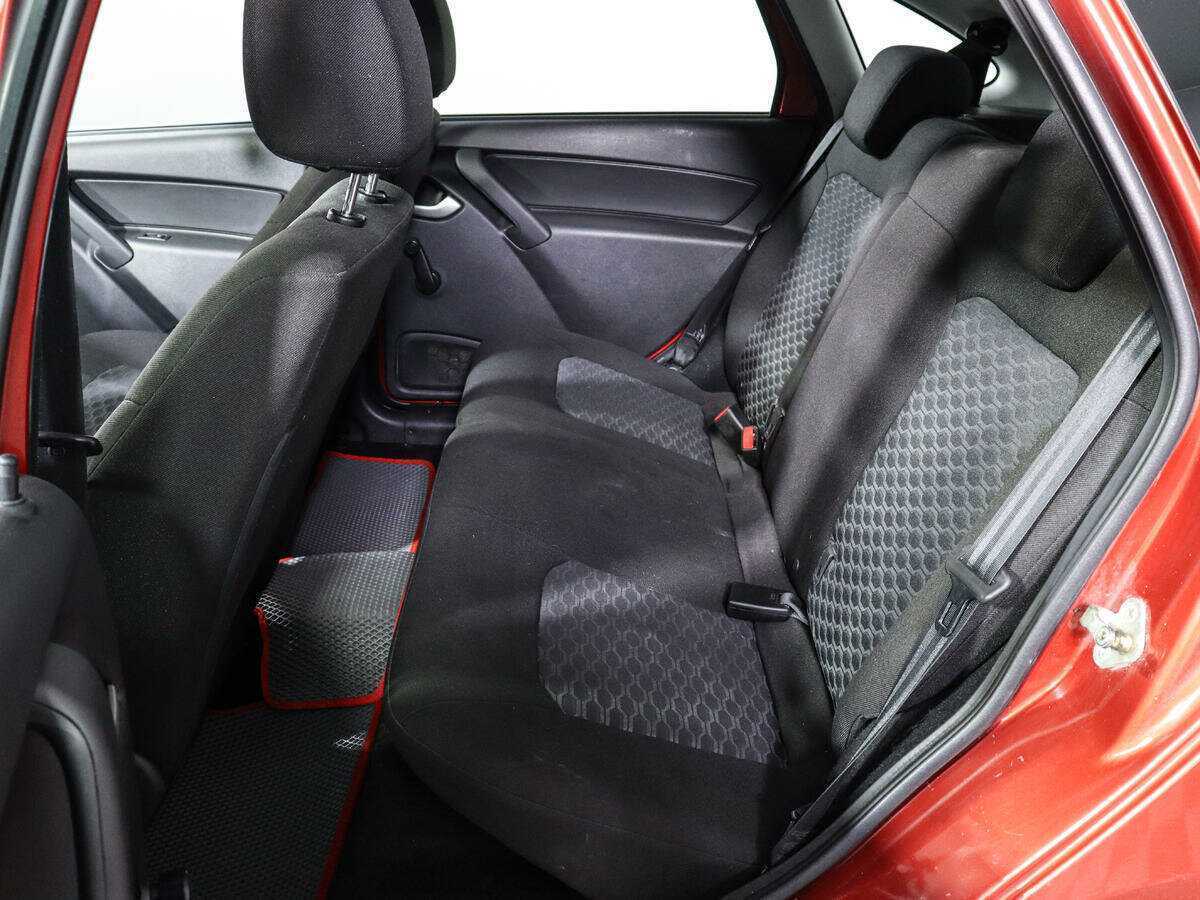 Купить Lada (ВАЗ) Granta, 2019, 113 082 км, фото №8