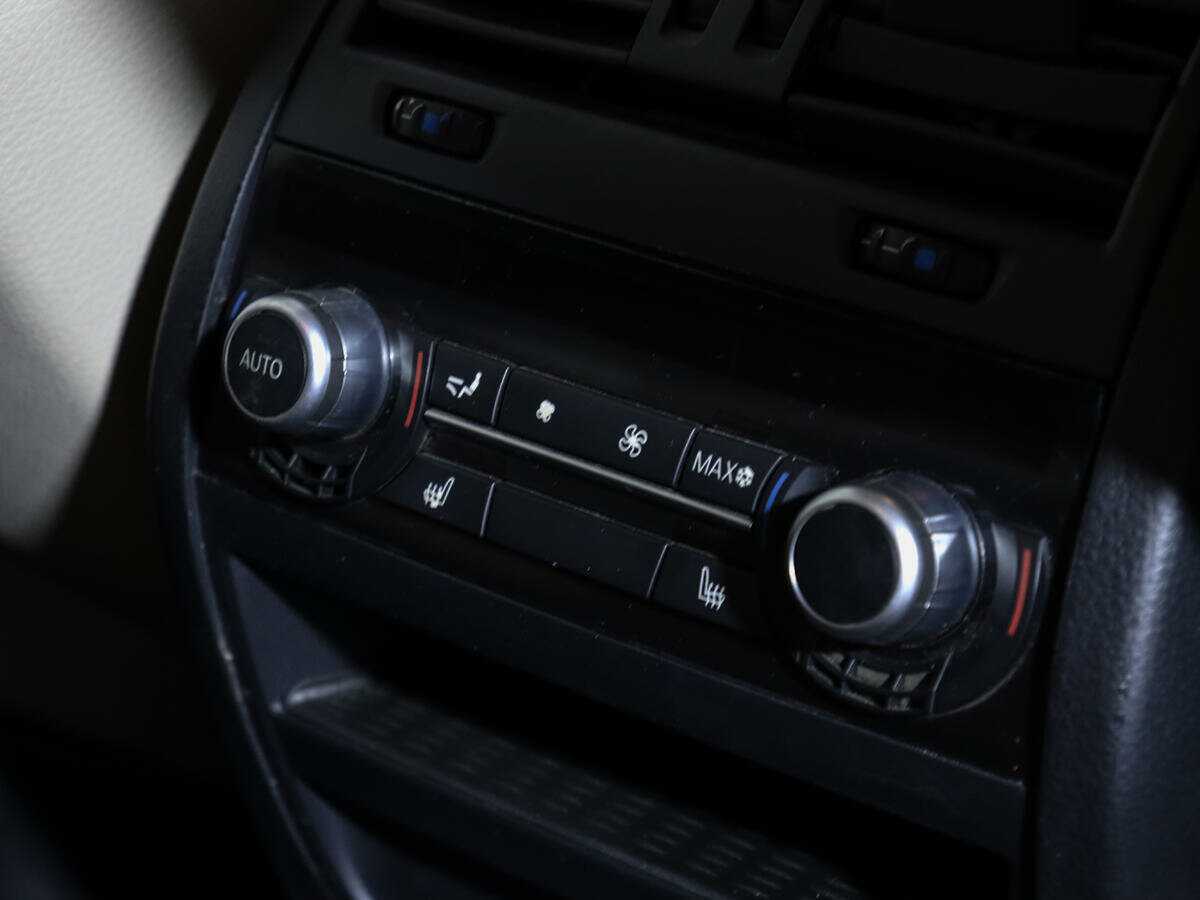 Купить BMW 5 серии 535i xDrive, 2012, 116 498 км, фото №17