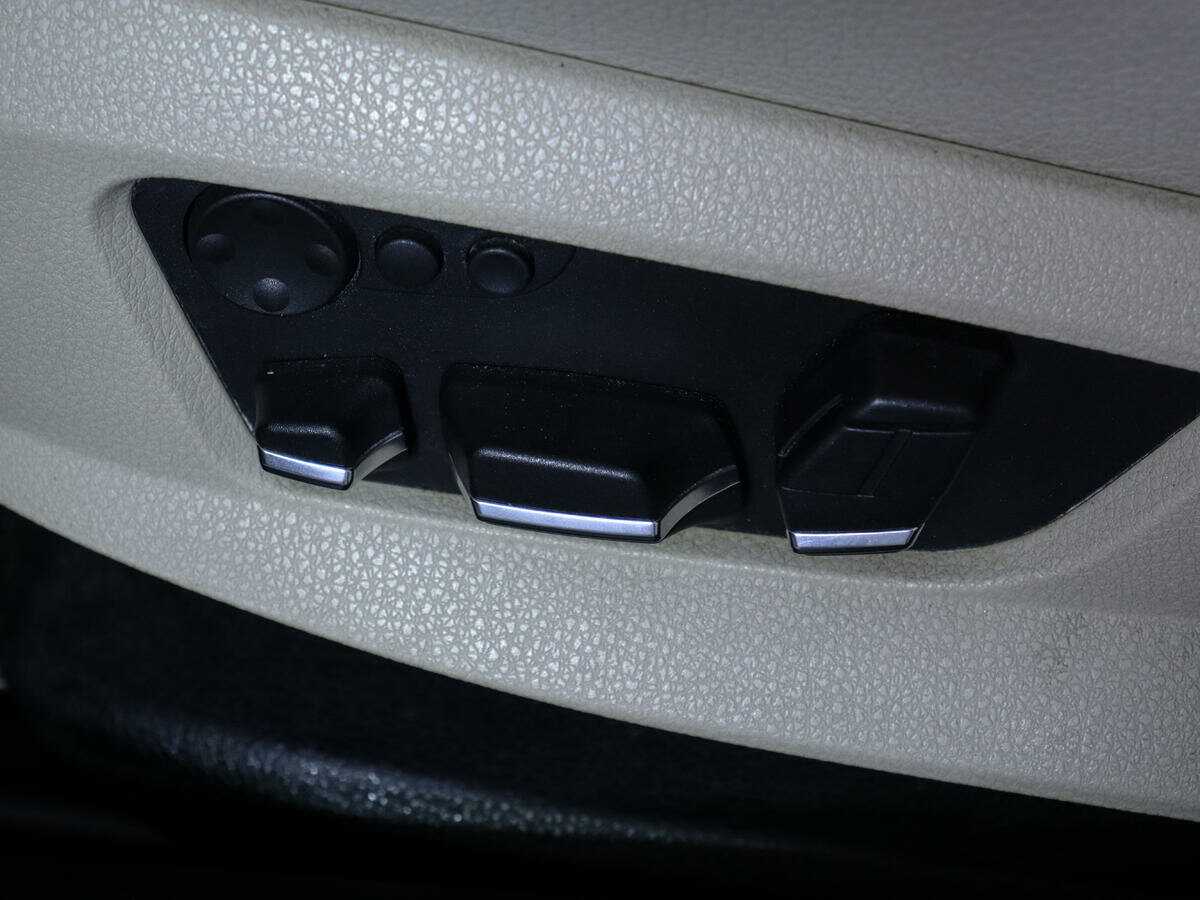 Купить BMW 5 серии 535i xDrive, 2012, 116 498 км, фото №21