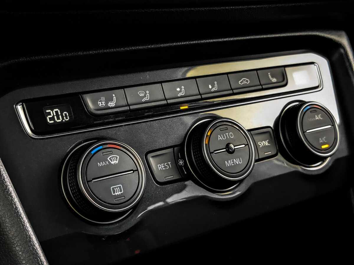 Купить Volkswagen Tiguan, 2019, 107 296 км, фото №21