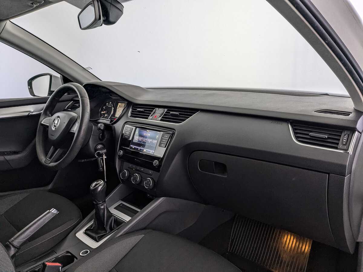Купить Skoda Octavia, 2017, 201 226 км, фото №9