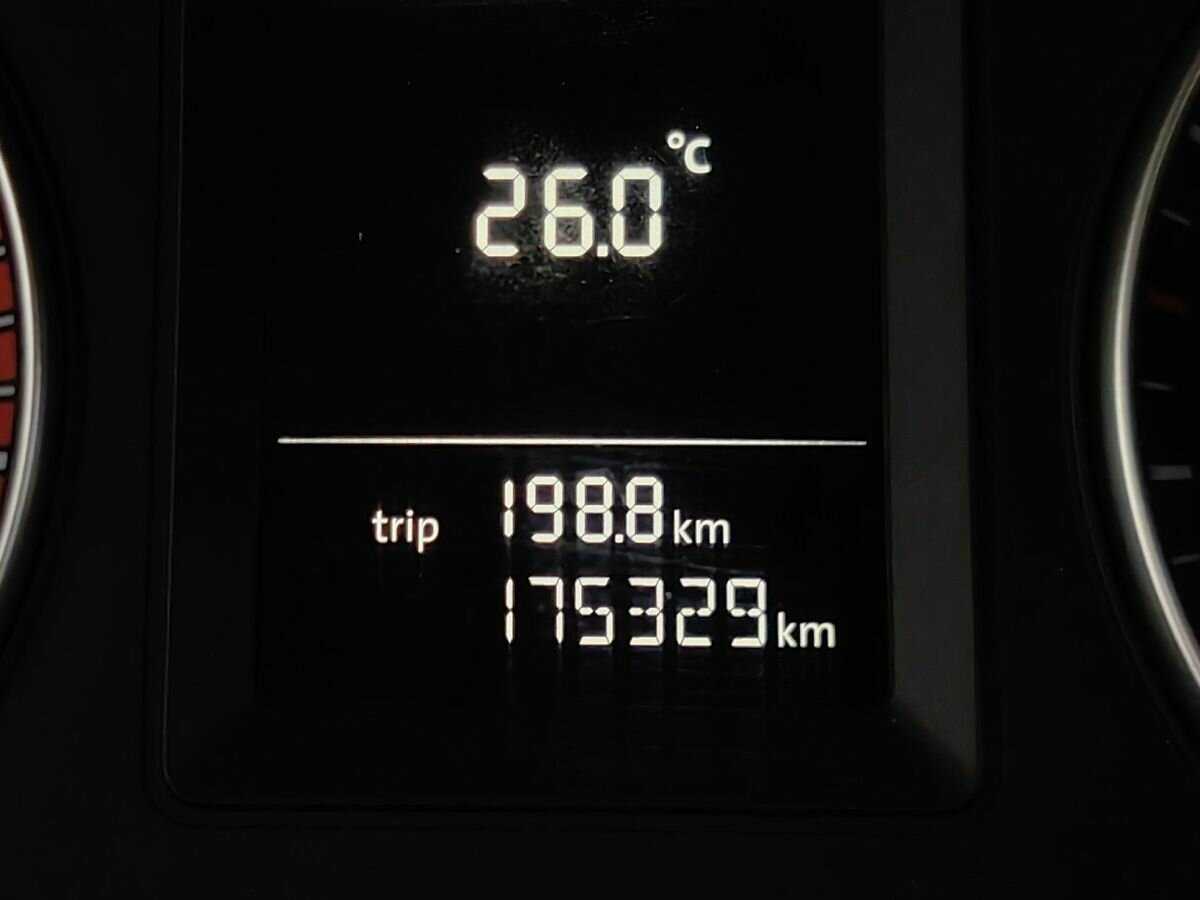 Купить Volkswagen Jetta, 2012, 174 887 км, фото №16