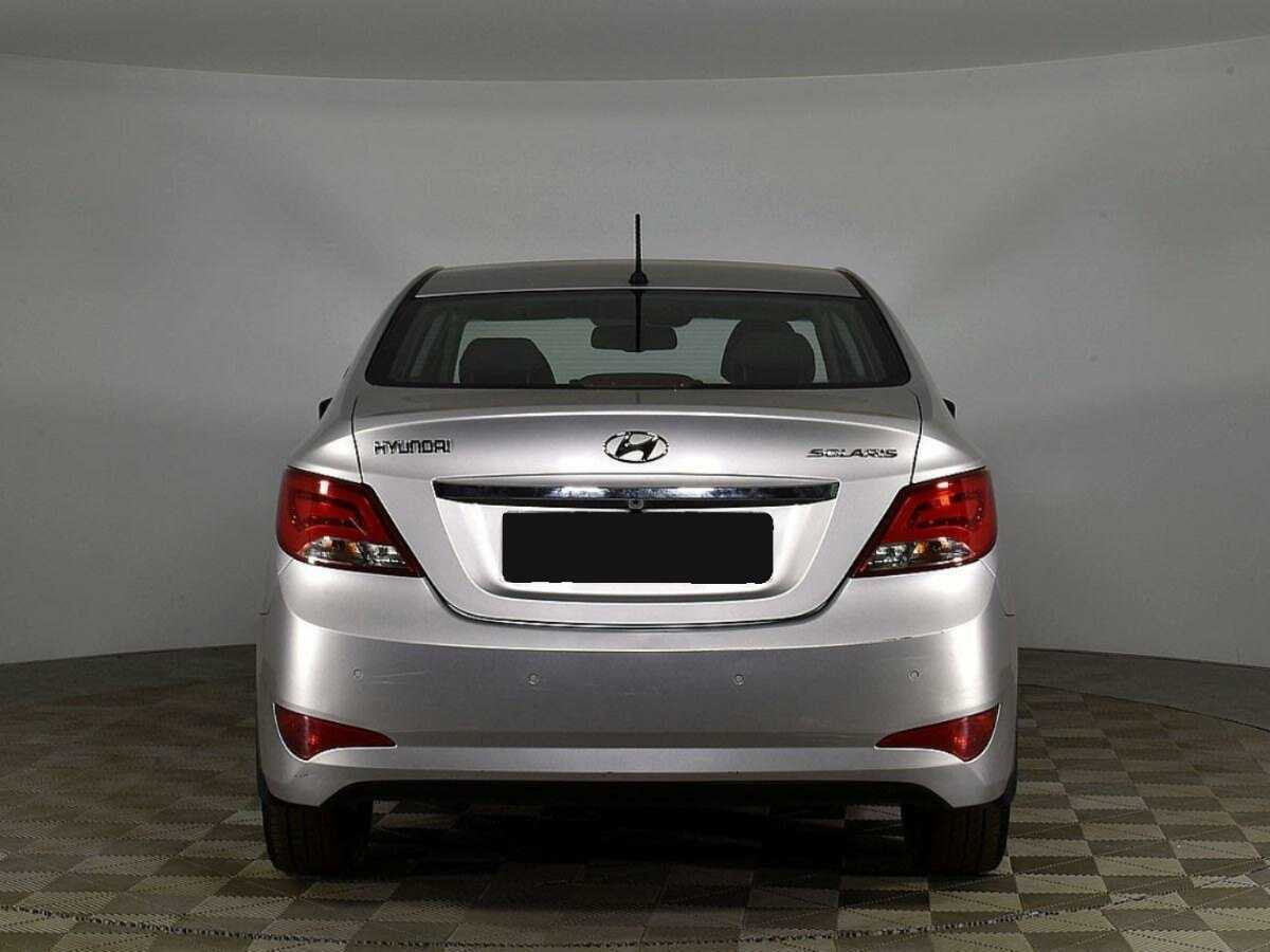 Купить Hyundai Solaris, 2015, 105 137 км, фото №4
