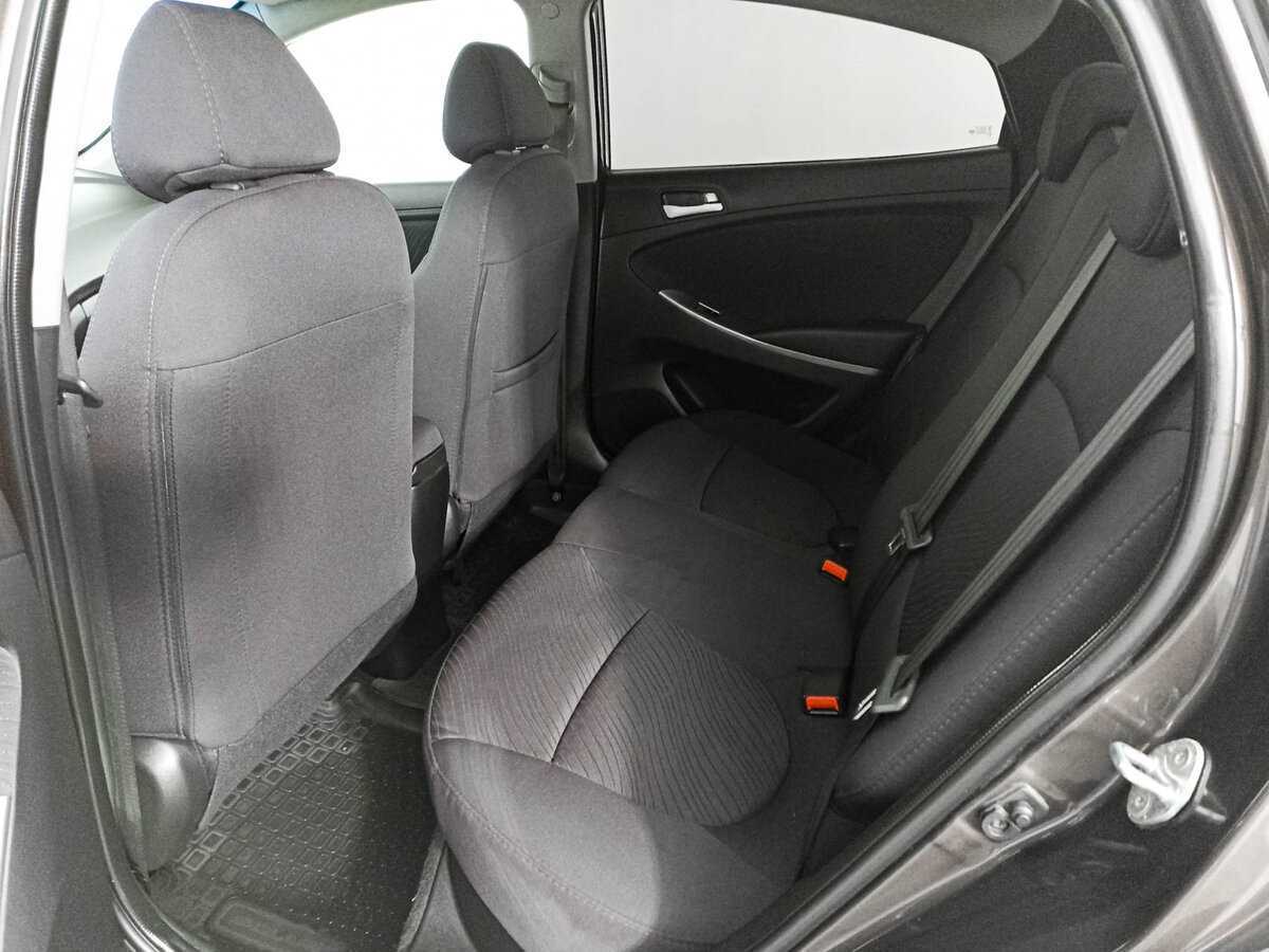 Купить Hyundai Solaris, 2015, 70 454 км, фото №9