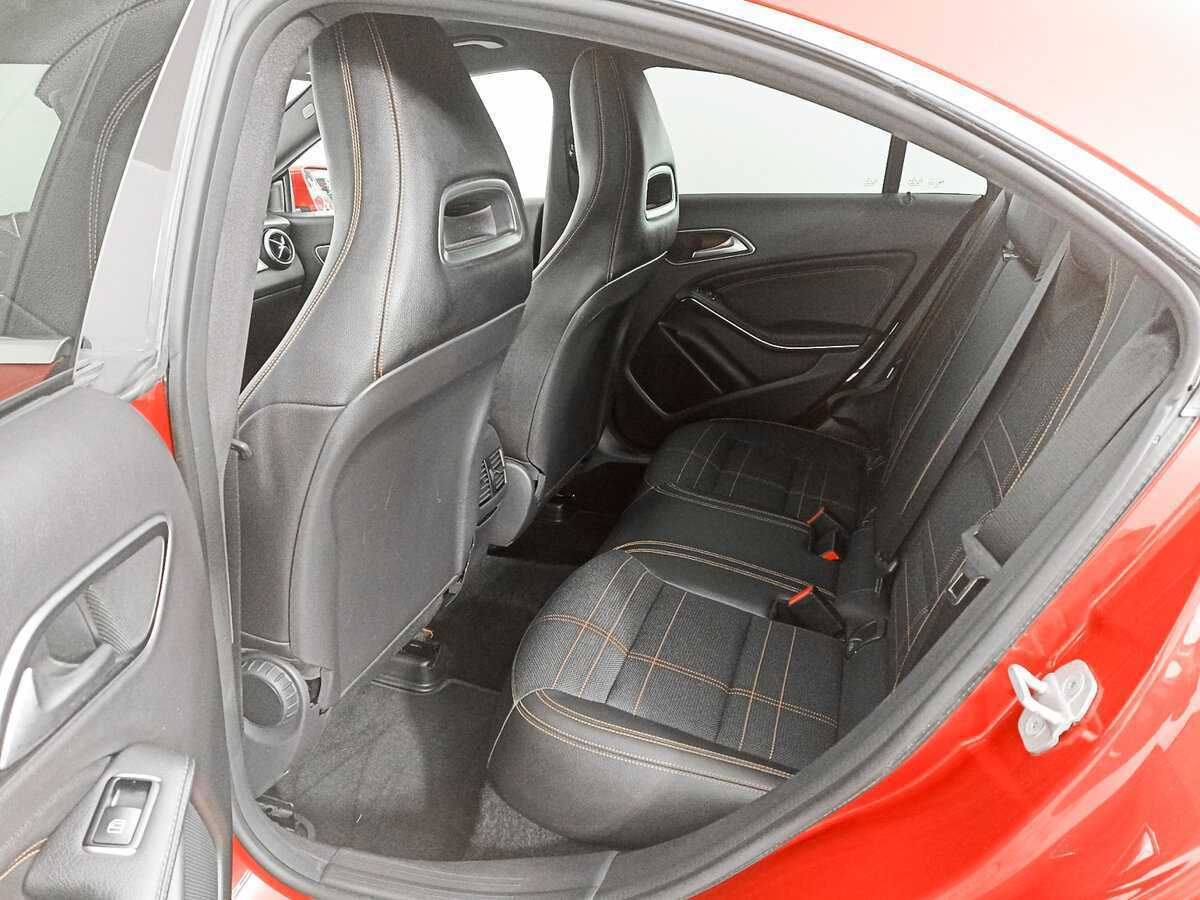 Купить Mercedes-Benz CLA 200, 2015, 112 253 км, фото №10