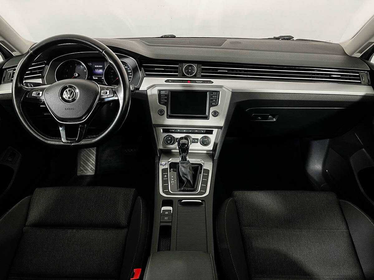 Купить Volkswagen Passat, 2016, 166 384 км, фото №12