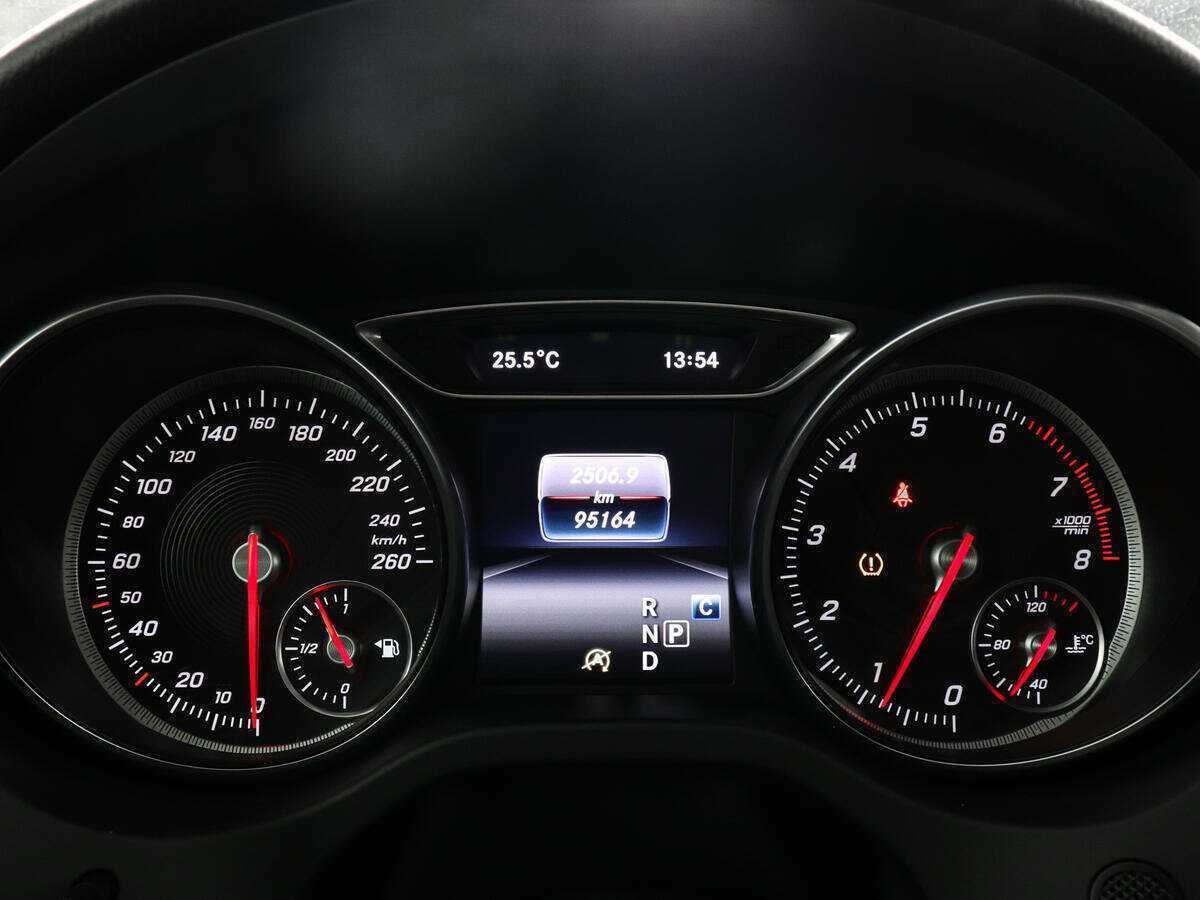 Купить Mercedes-Benz CLA 200, 2016, 95 162 км, фото №9