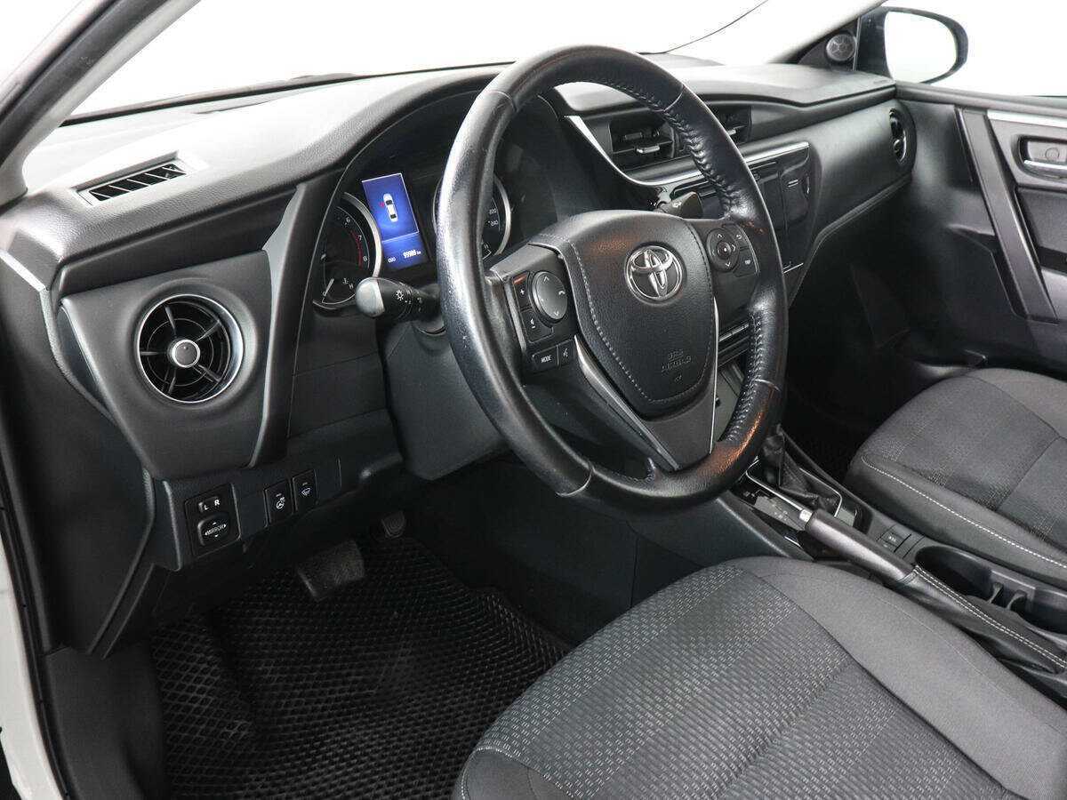 Купить Toyota Corolla, 2018, 99 985 км, фото №9