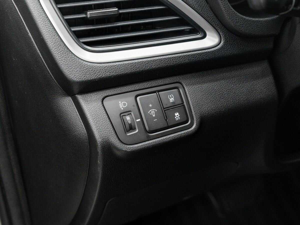 Купить Hyundai Solaris, 2018, 85 000 км, фото №17