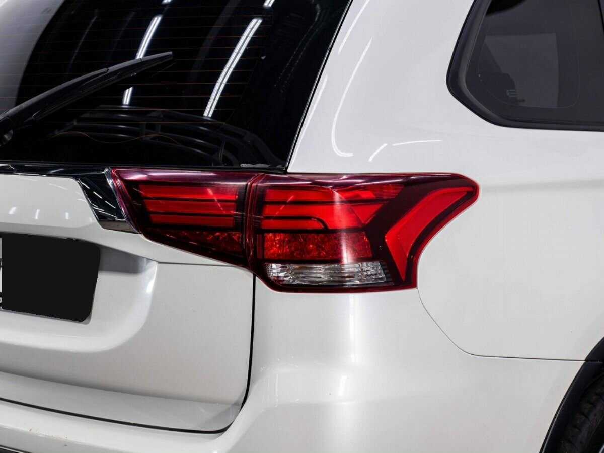 Купить Mitsubishi Outlander, 2018, 165 115 км, фото №24