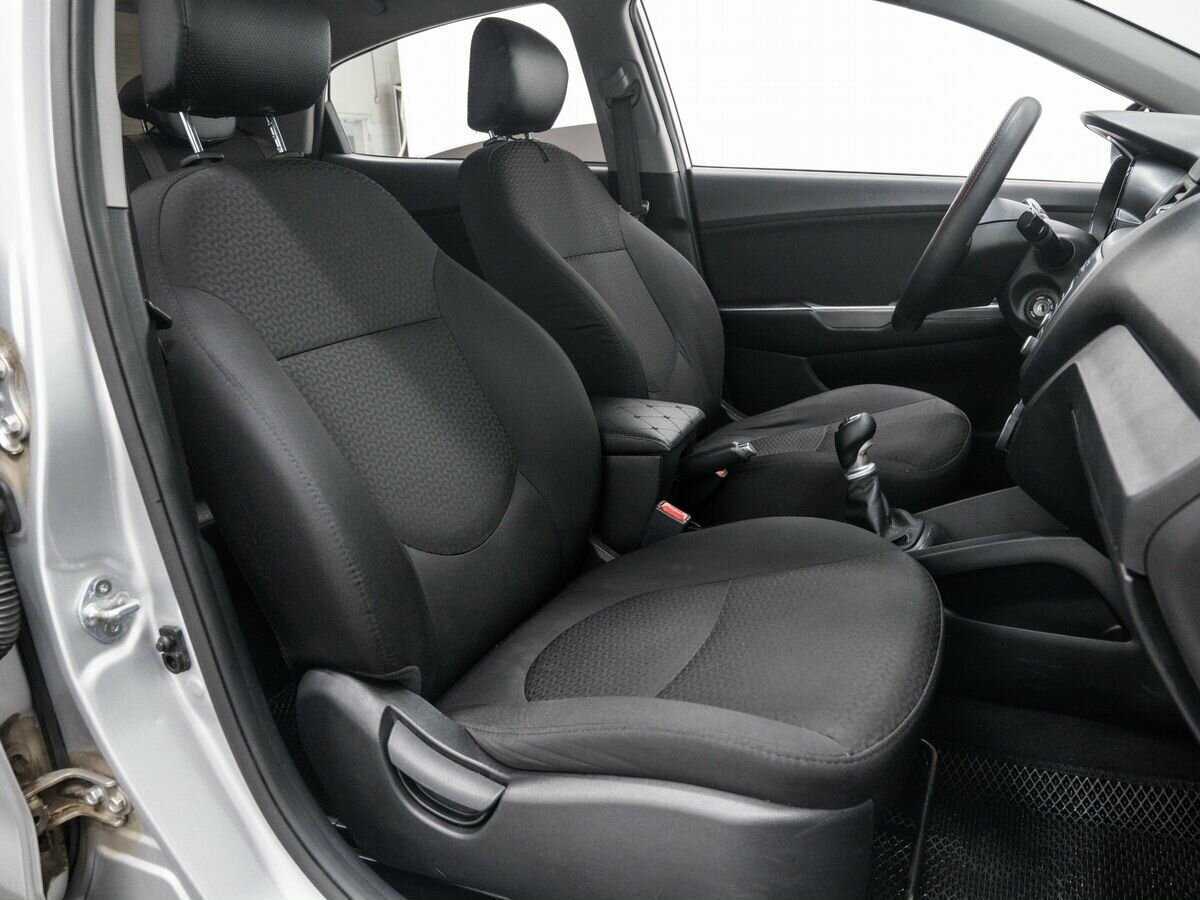 Купить Kia Rio, 2015, 197 000 км, фото №9