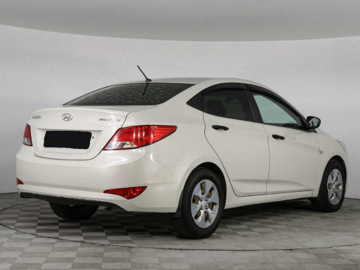 Купить Hyundai Solaris, 2015, 125 988 км, фото №5