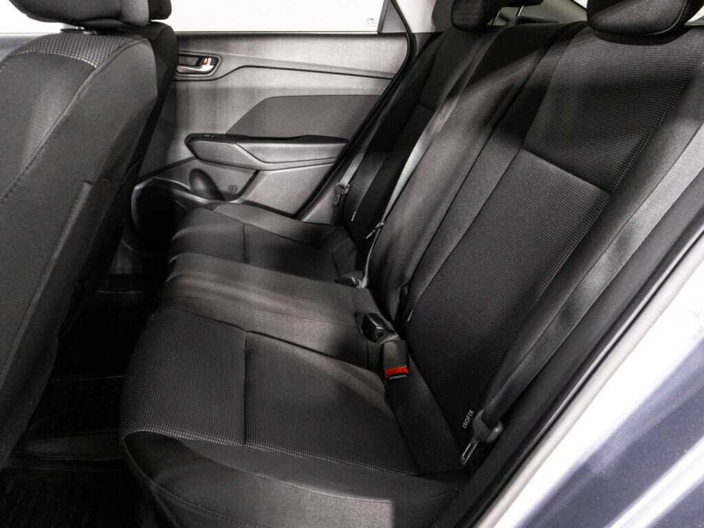 Купить Hyundai Solaris, 2017, 131 941 км, фото №10