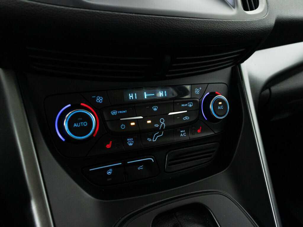 Купить Ford Kuga, 2019, 45 554 км, фото №18