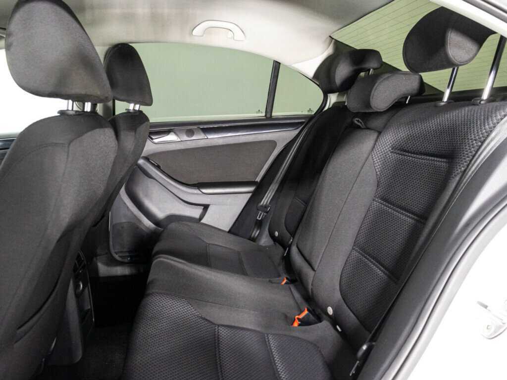 Купить Volkswagen Jetta, 2017, 210 180 км, фото №10
