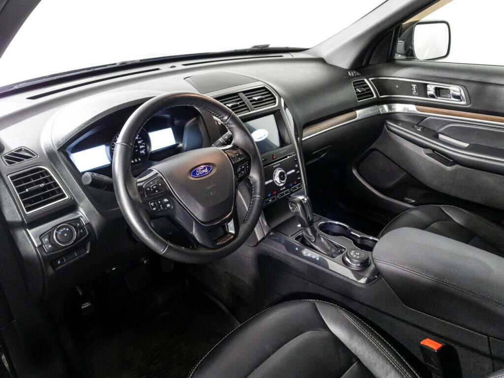Купить Ford Explorer, 2018, 194 299 км, фото №11