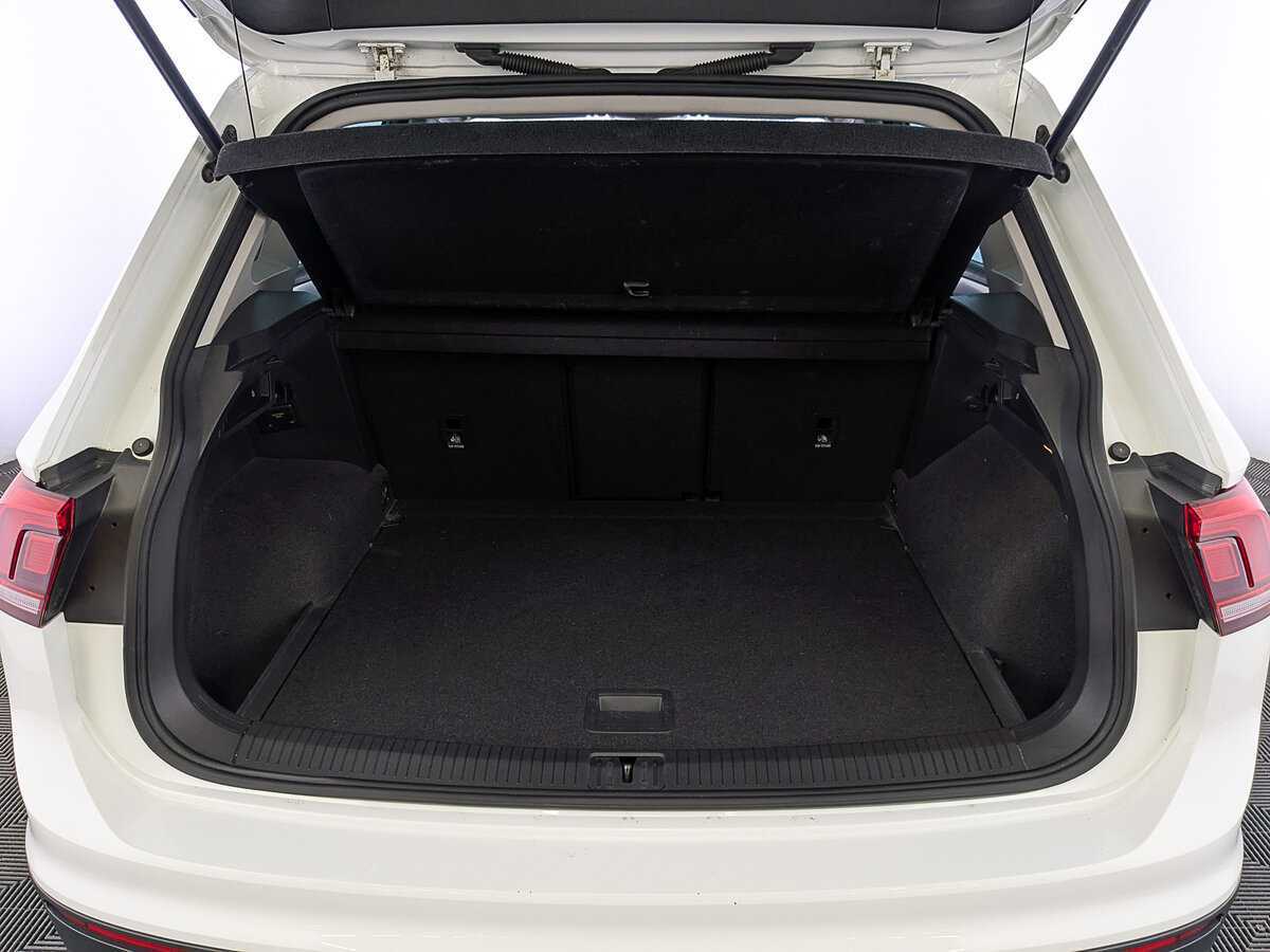 Купить Volkswagen Tiguan, 2018, 92 135 км, фото №10