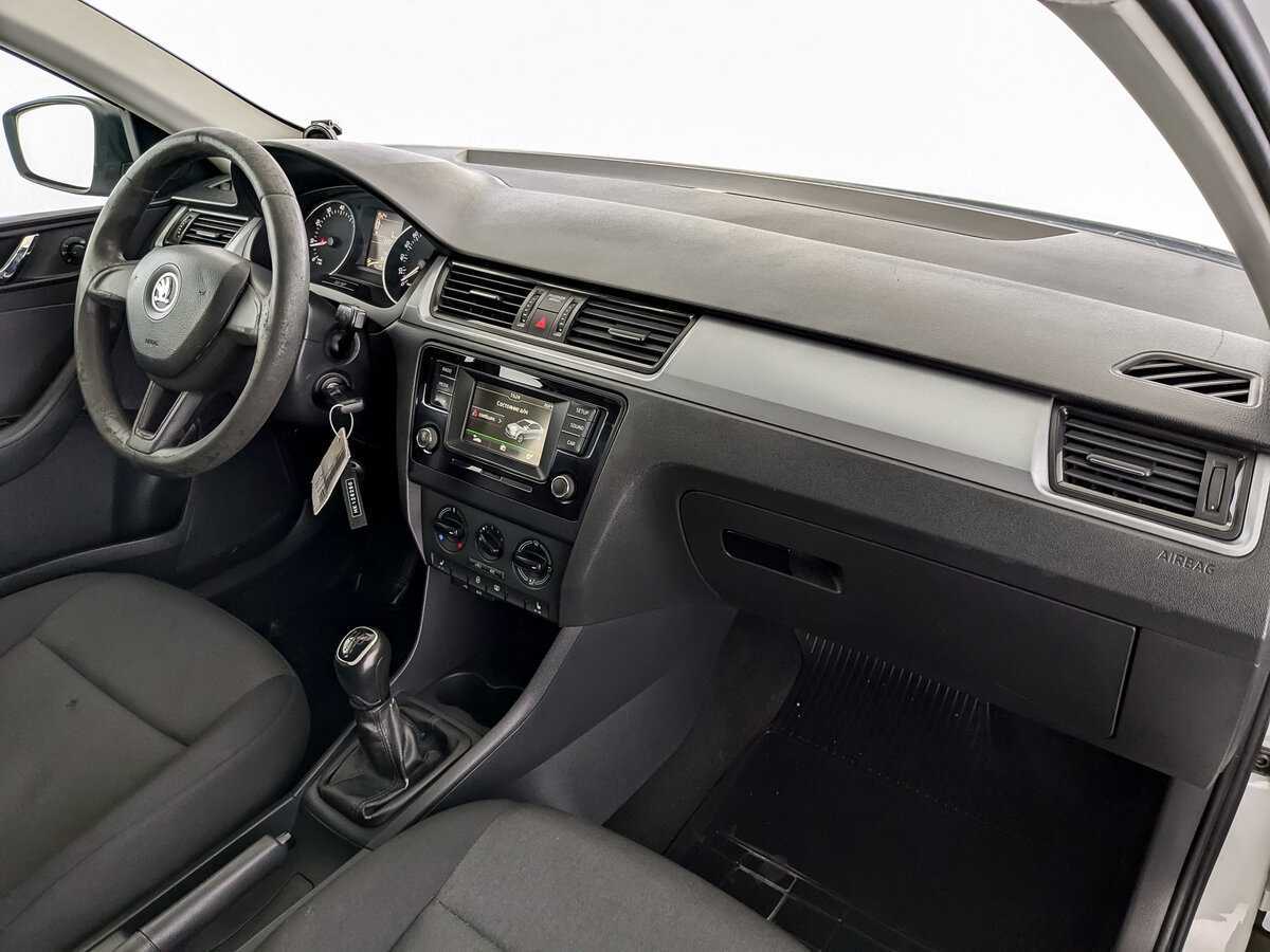 Купить Skoda Rapid, 2017, 180 415 км, фото №11