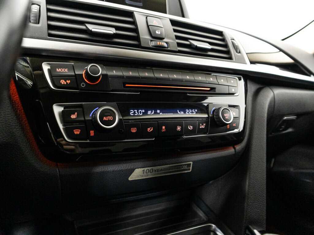 Купить BMW 3 серии 320d xDrive, 2016, 176 790 км, фото №15