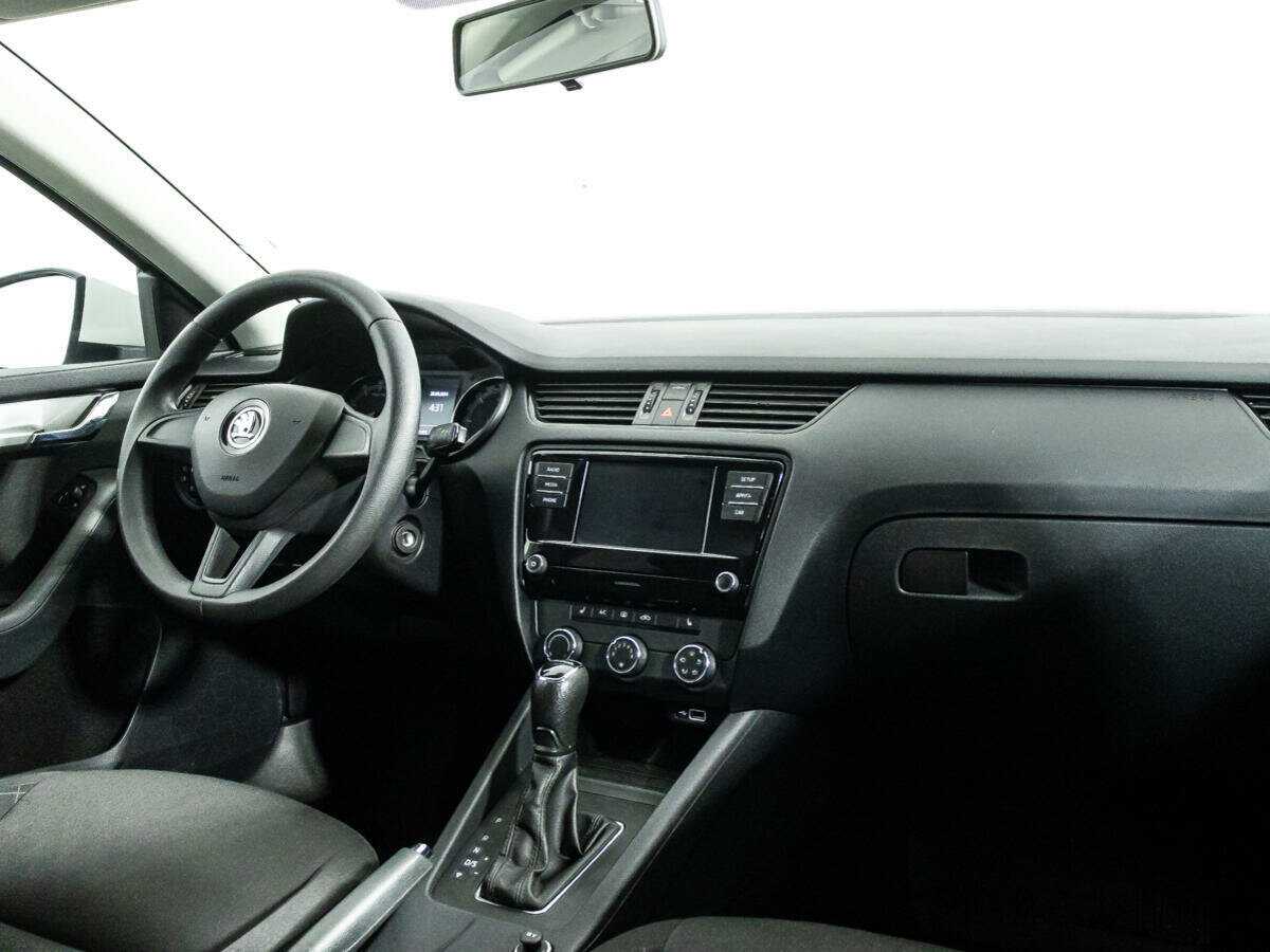 Купить Skoda Octavia, 2018, 137 000 км, фото №9