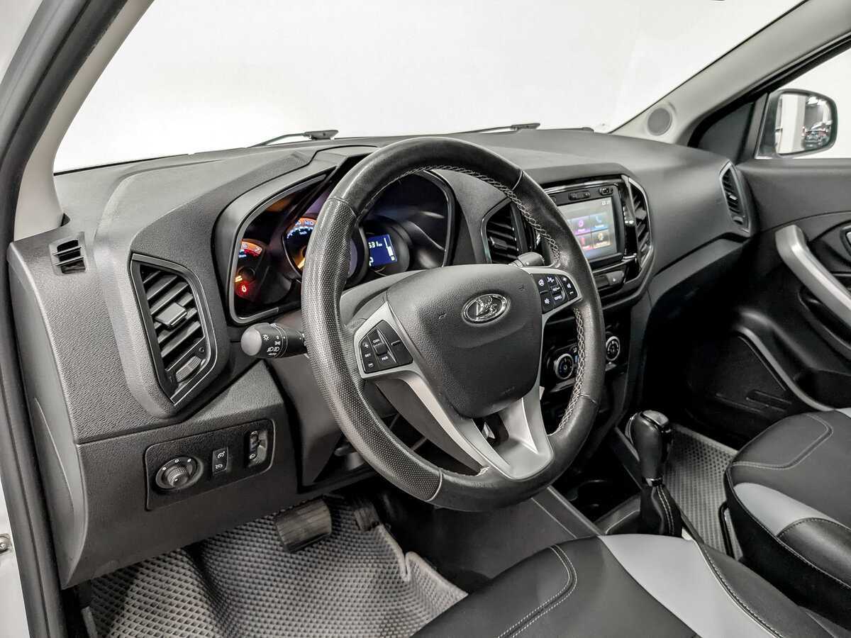 Купить Lada (ВАЗ) XRAY Cross, 2019, 76 626 км, фото №16