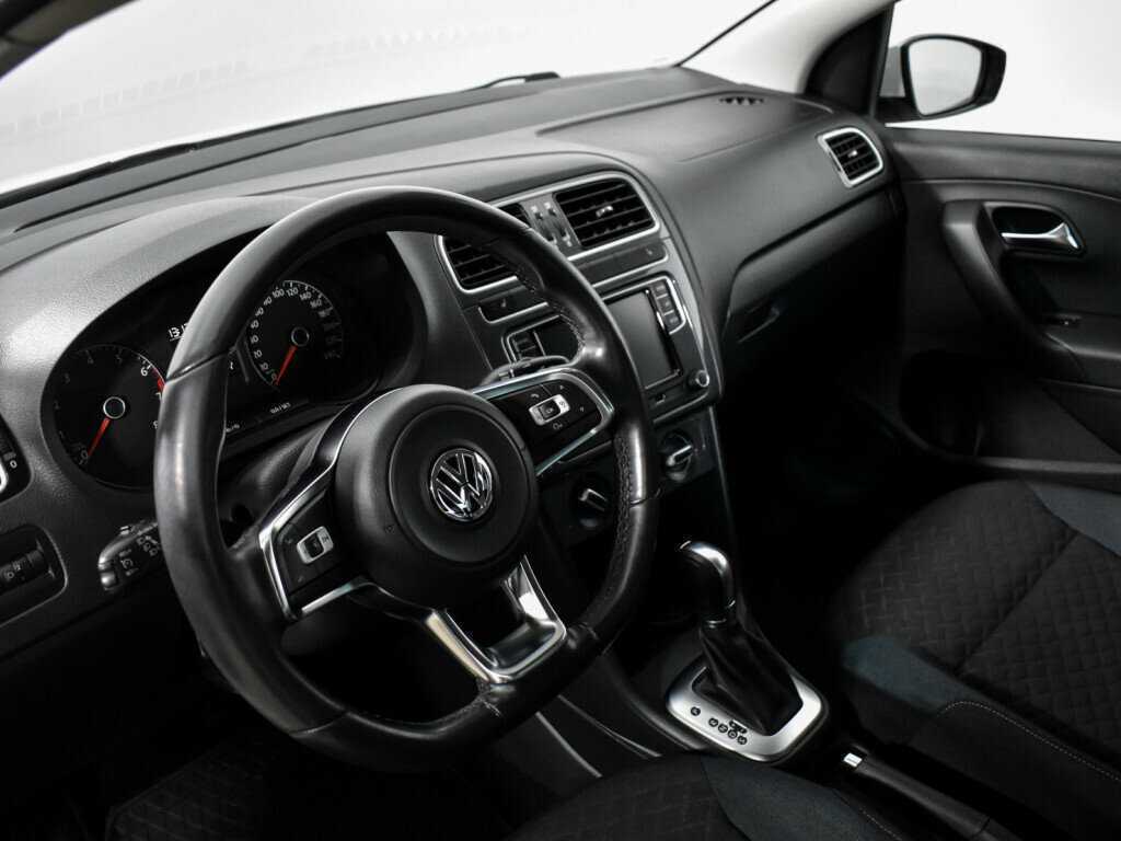 Купить Volkswagen Polo, 2019, 58 441 км, фото №9