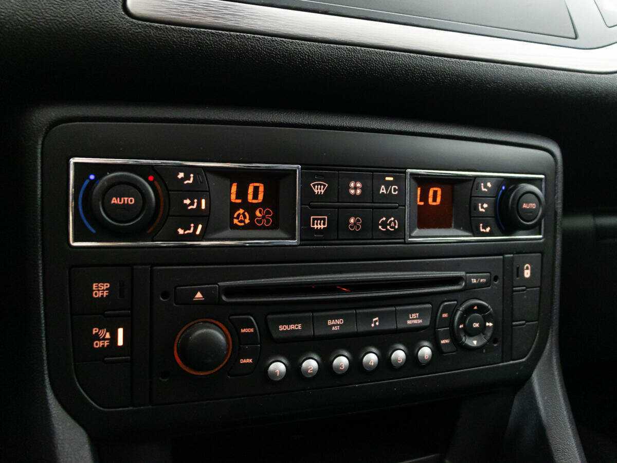 Купить Citroen C5, 2012, 233 362 км, фото №17