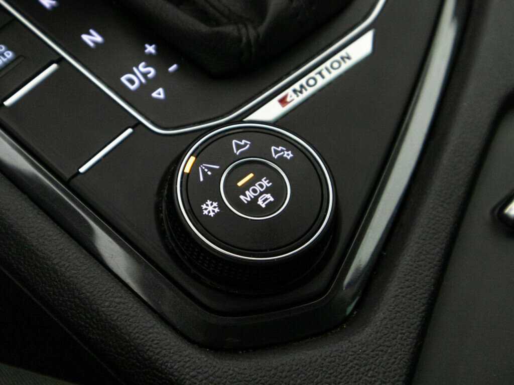 Купить Volkswagen Tiguan, 2019, 116 996 км, фото №20