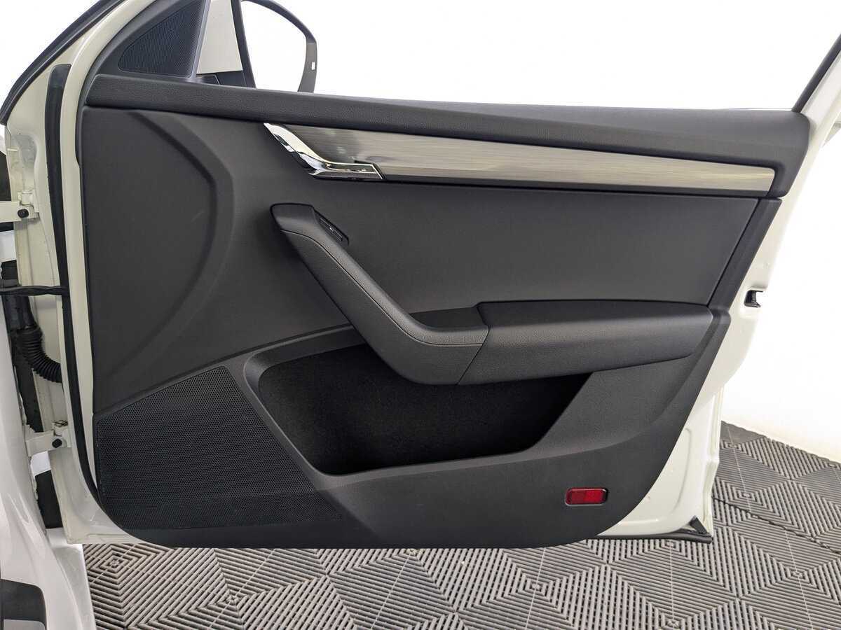 Купить Skoda Octavia, 2020, 57 463 км, фото №24