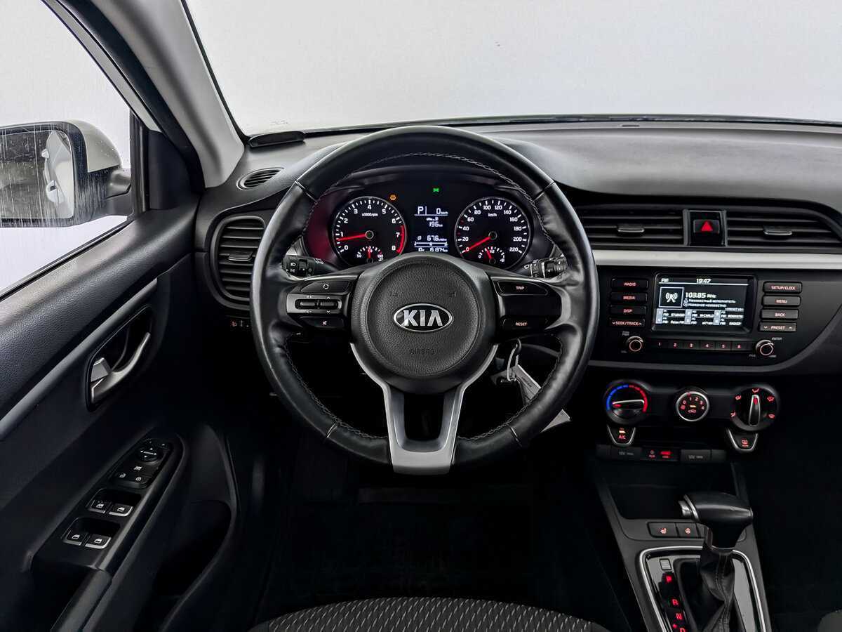 Купить Kia Rio X-Line, 2019, 151 365 км, фото №21