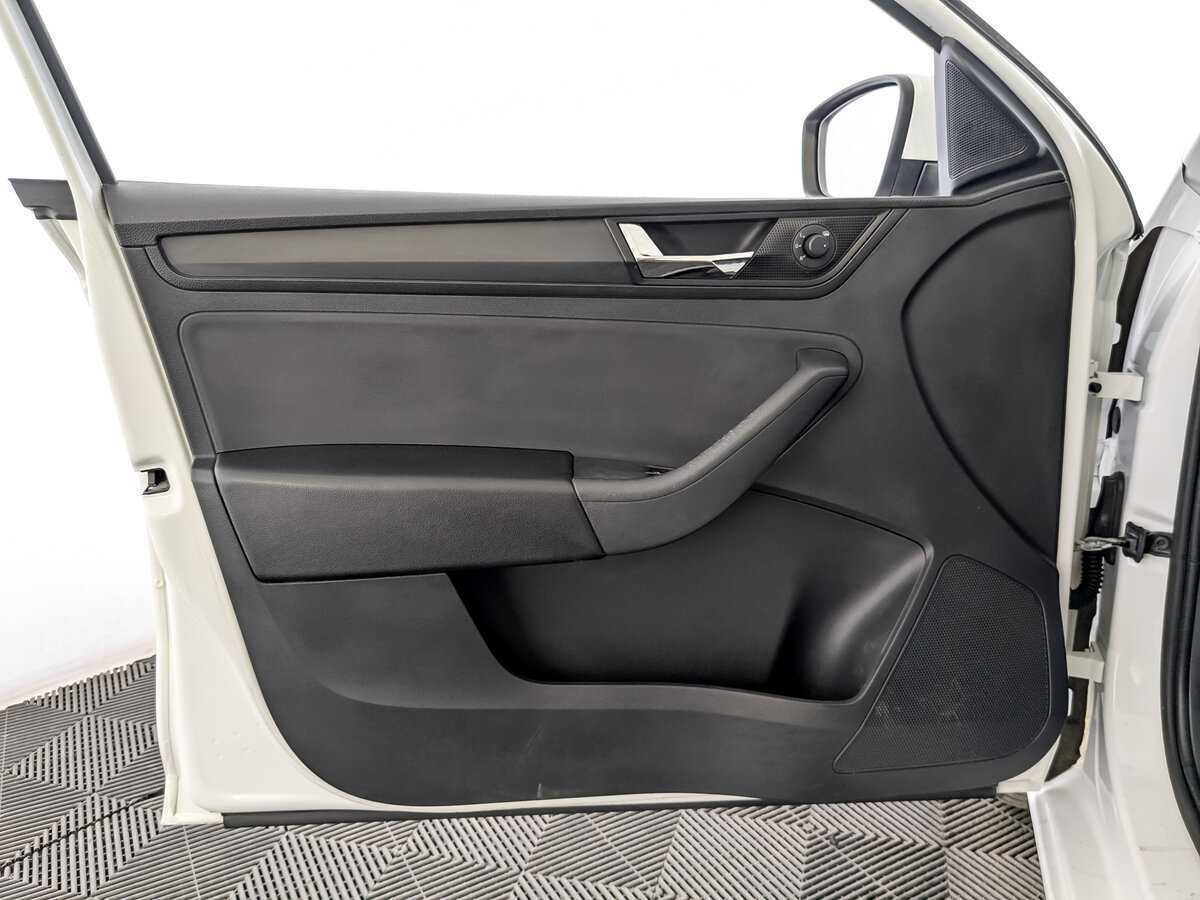 Купить Skoda Rapid, 2017, 172 434 км, фото №19