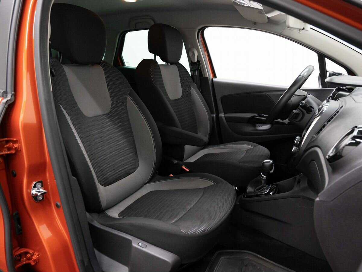 Купить Renault Kaptur, 2017, 62 145 км, фото №12