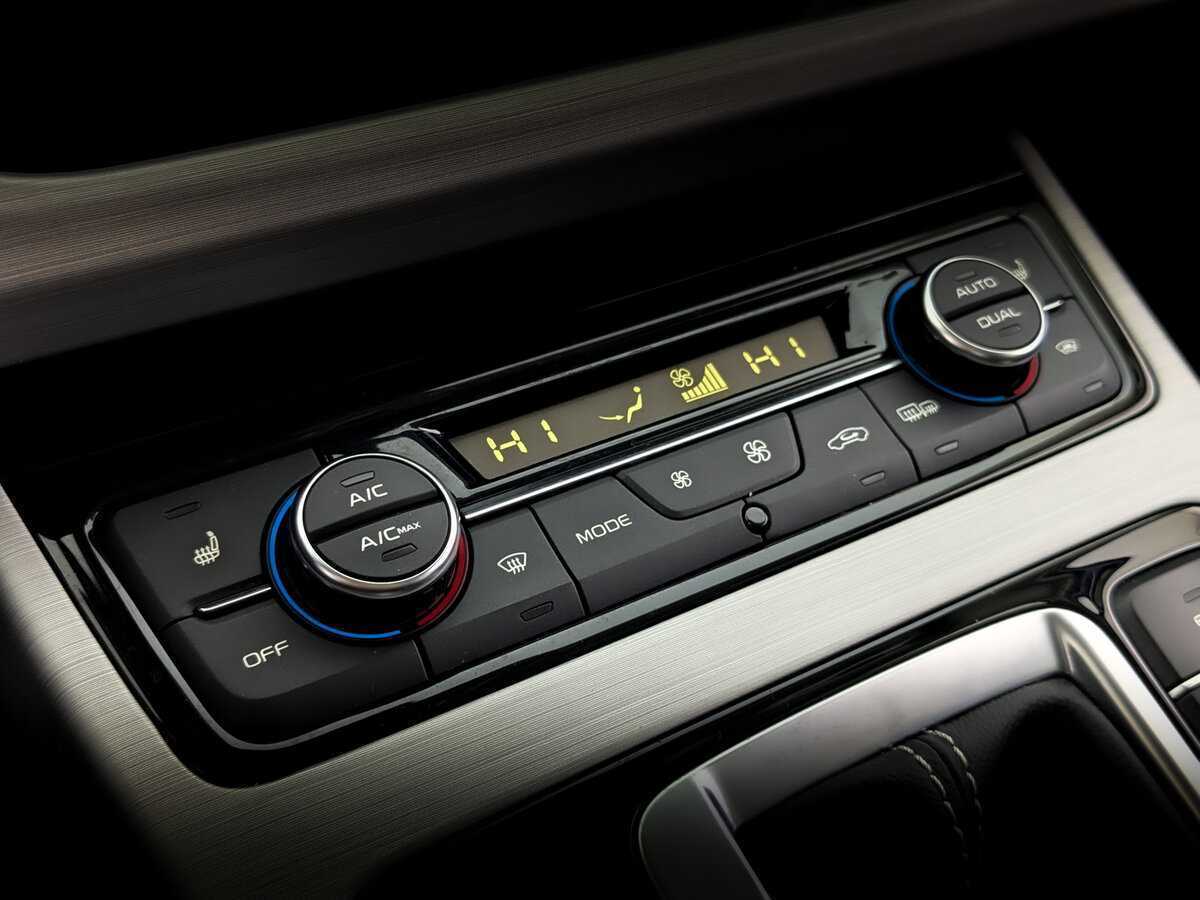 Купить Geely Atlas, 2021, 88 896 км, фото №25