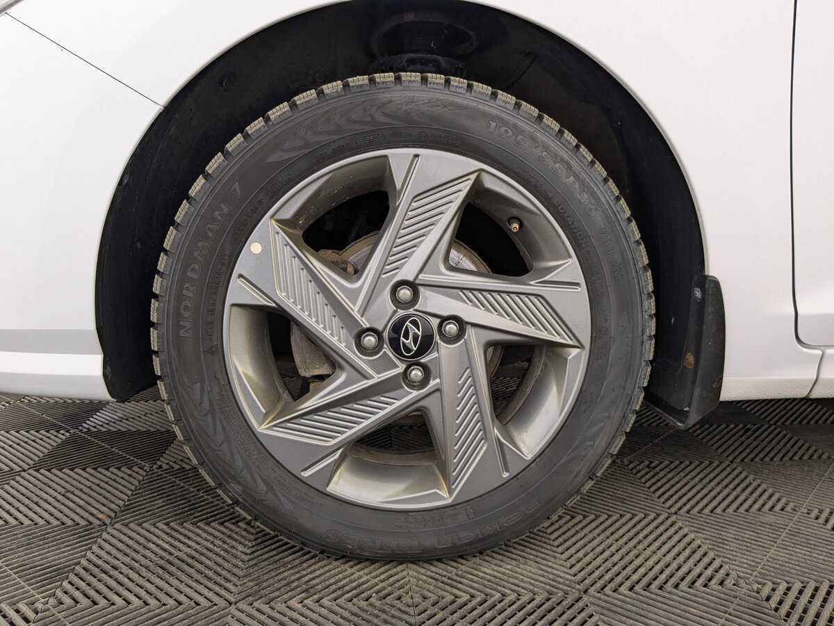 Купить Hyundai Solaris, 2021, 101 042 км, фото №12