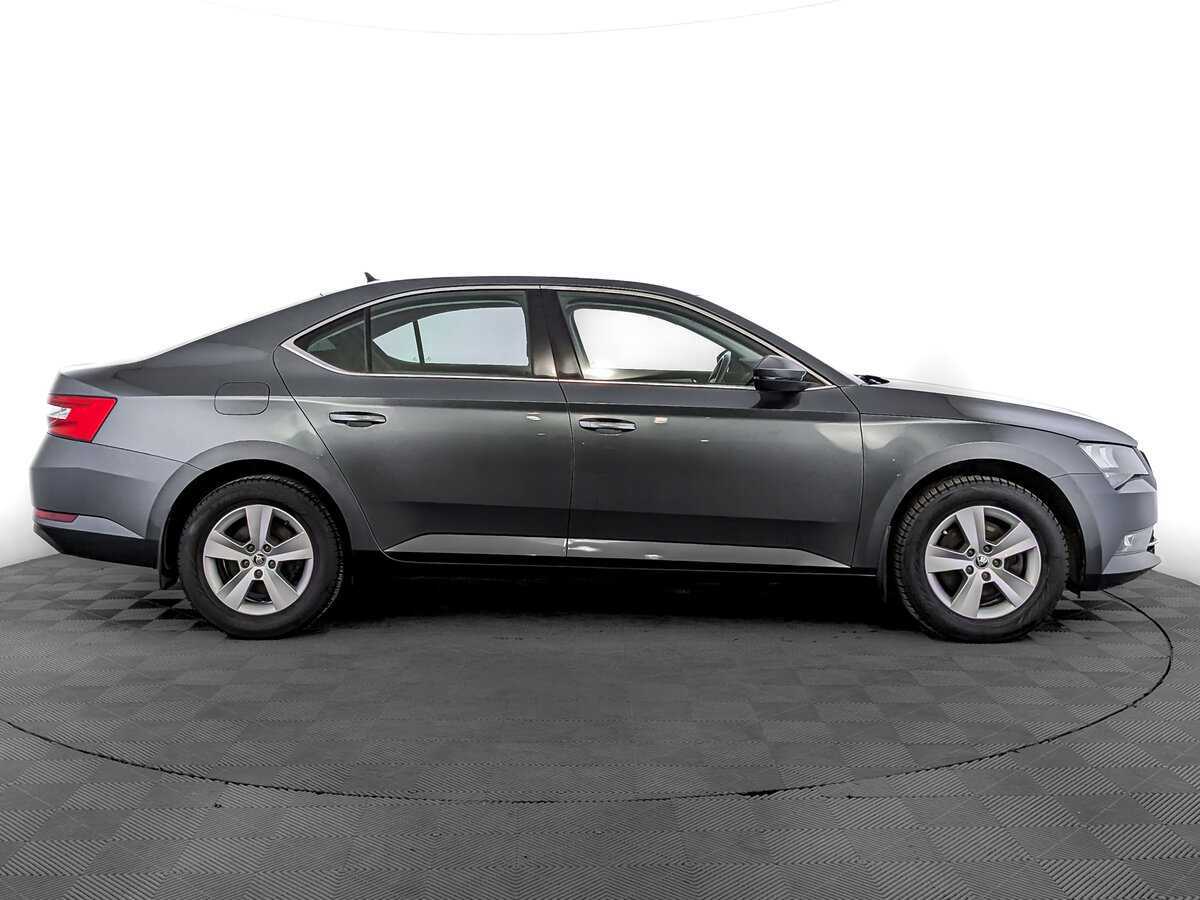 Купить Skoda Superb, 2018, 80 419 км, фото №4