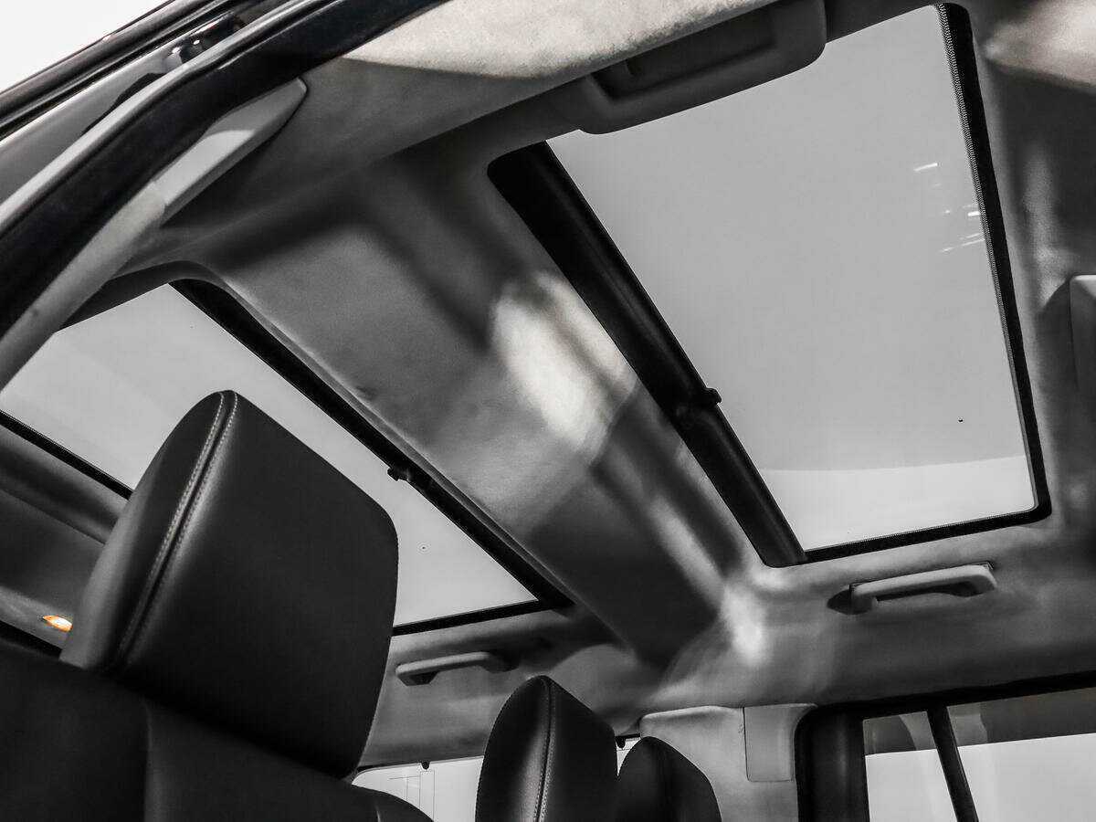 Купить Land Rover Discovery, 2013, 255 466 км, фото №17