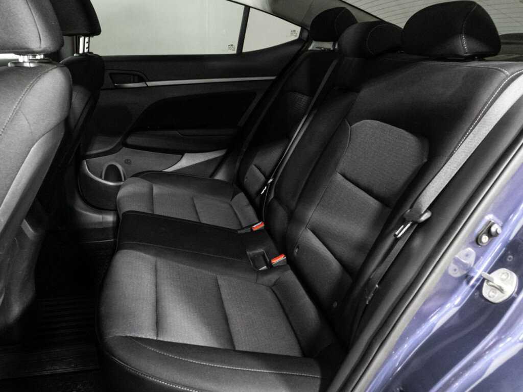 Купить Hyundai Elantra, 2017, 205 697 км, фото №10