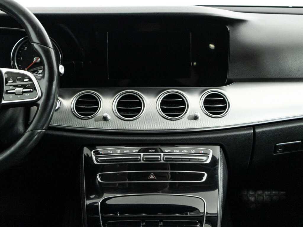 Купить Mercedes-Benz E-Класс 200 d, 2019, 266 680 км, фото №14