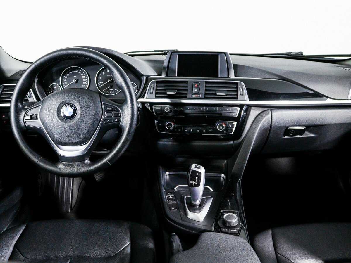 Купить BMW 3 серии 318i, 2015, 141 822 км, фото №10