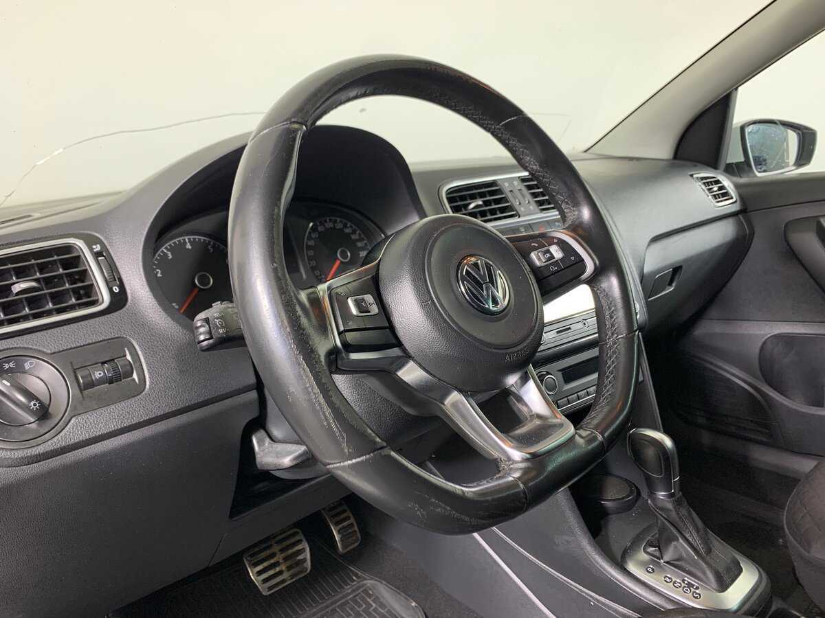 Купить Volkswagen Polo, 2018, 301 500 км, фото №12